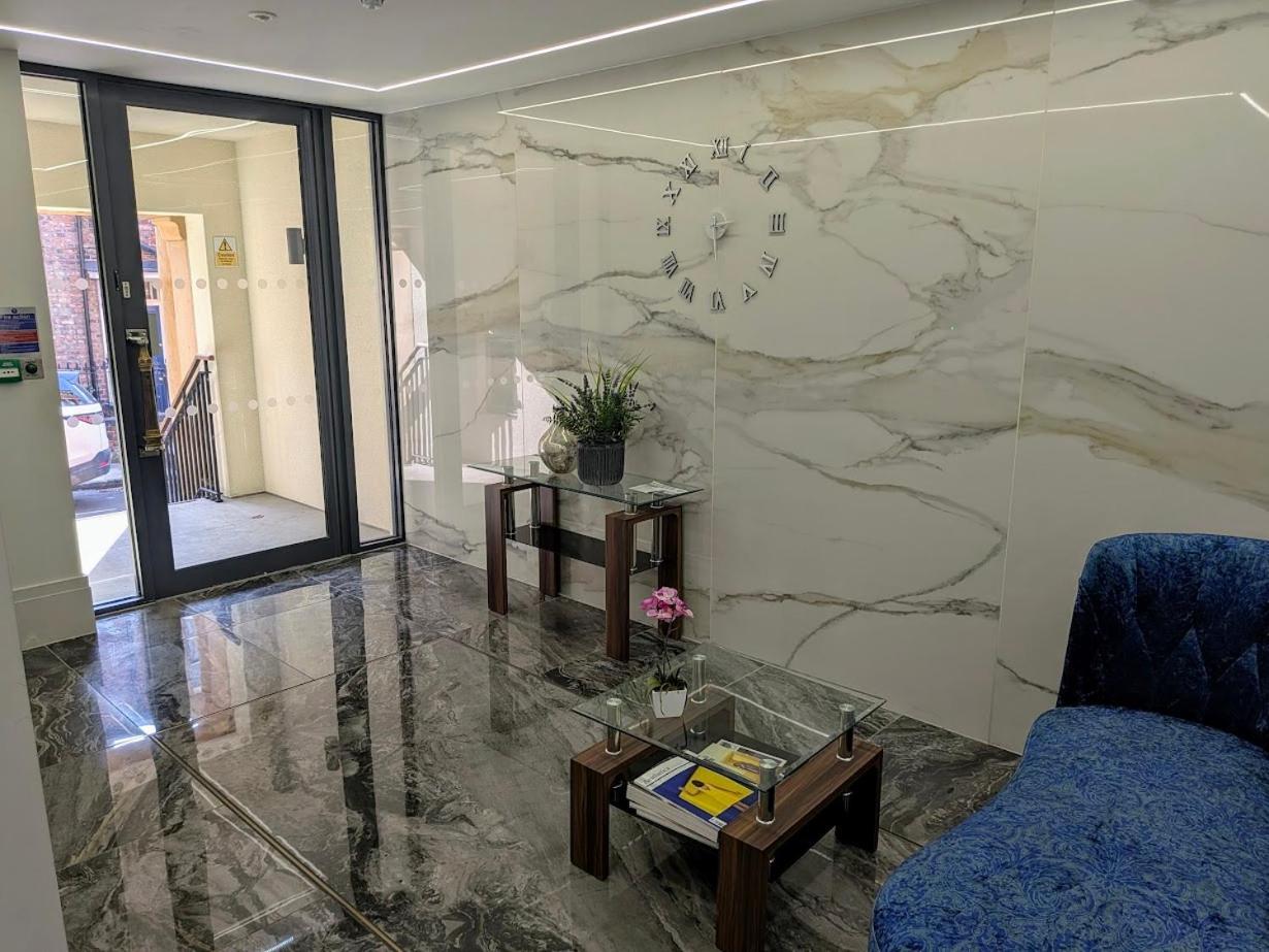 The Old Fire Station Luxury Apartment 约克 外观 照片