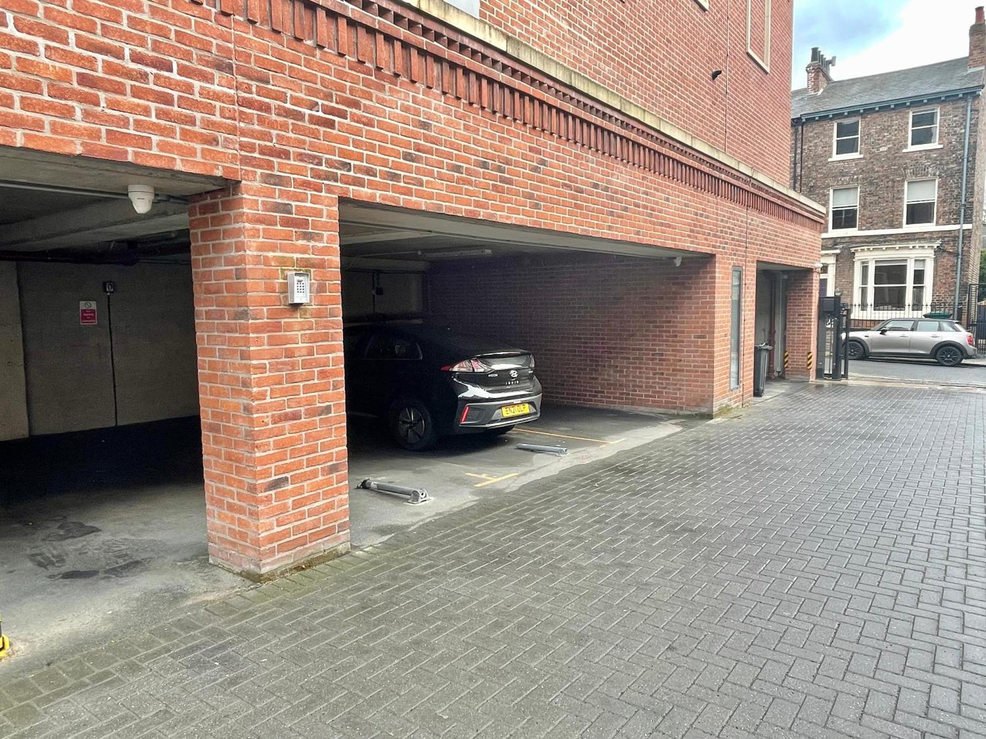 The Old Fire Station Luxury Apartment 约克 外观 照片